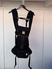 Ergobaby Omni Breeze Baby